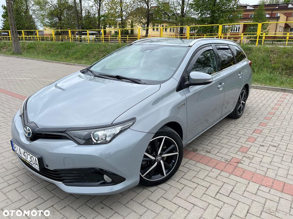 Toyota Auris 1.8 VVT-i Automatik Team Deutschland - 1