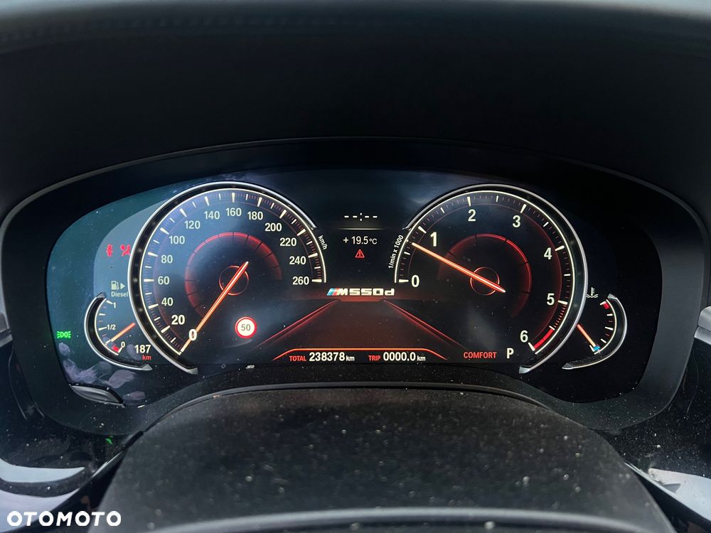 BMW Seria 5 530d xDrive M Sport sport - 16