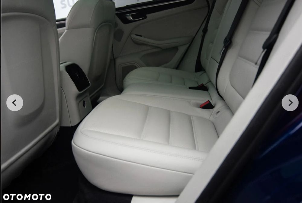 Porsche Macan T - 25