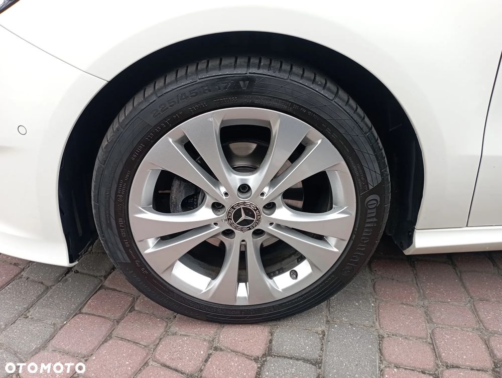 Mercedes-Benz Klasa B 180 (CDI) d 7G-DCT - 25