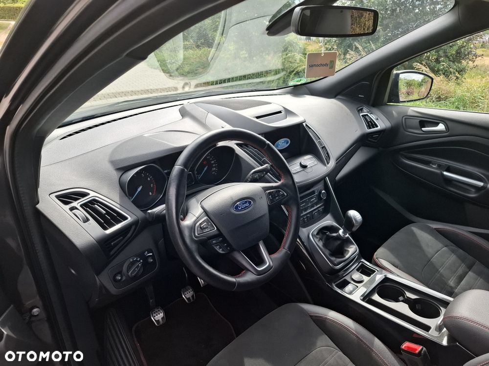 Ford Kuga - 8