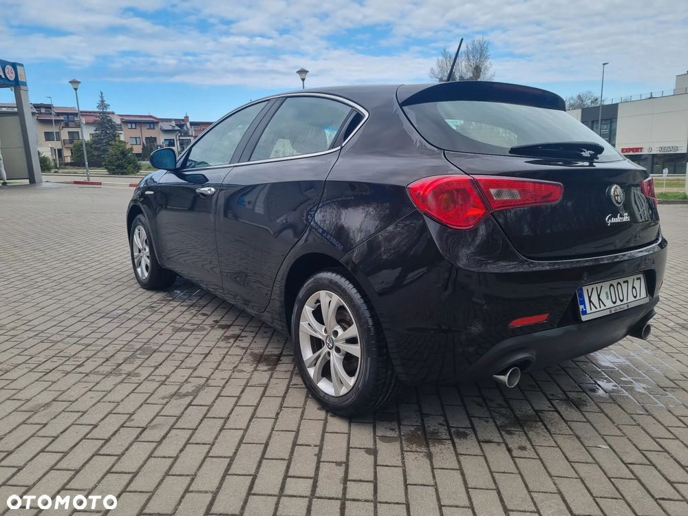 Alfa Romeo Giulietta - 5