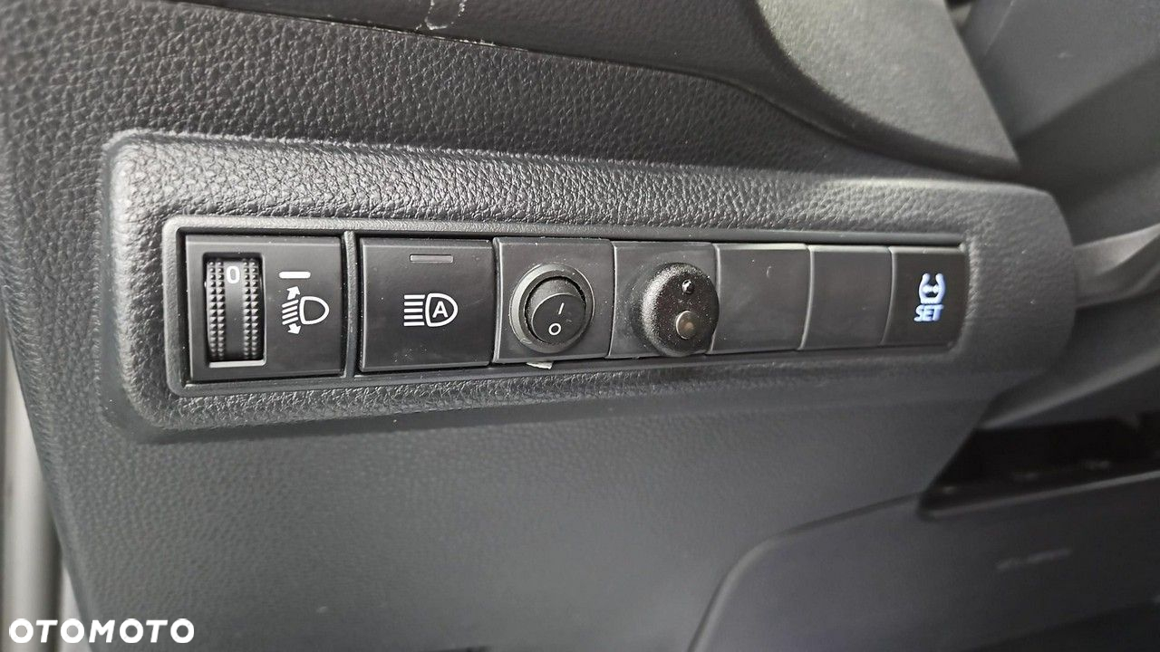 Toyota Corolla 1.5 Comfort - 17