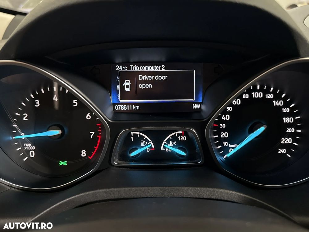 Ford Kuga - 10