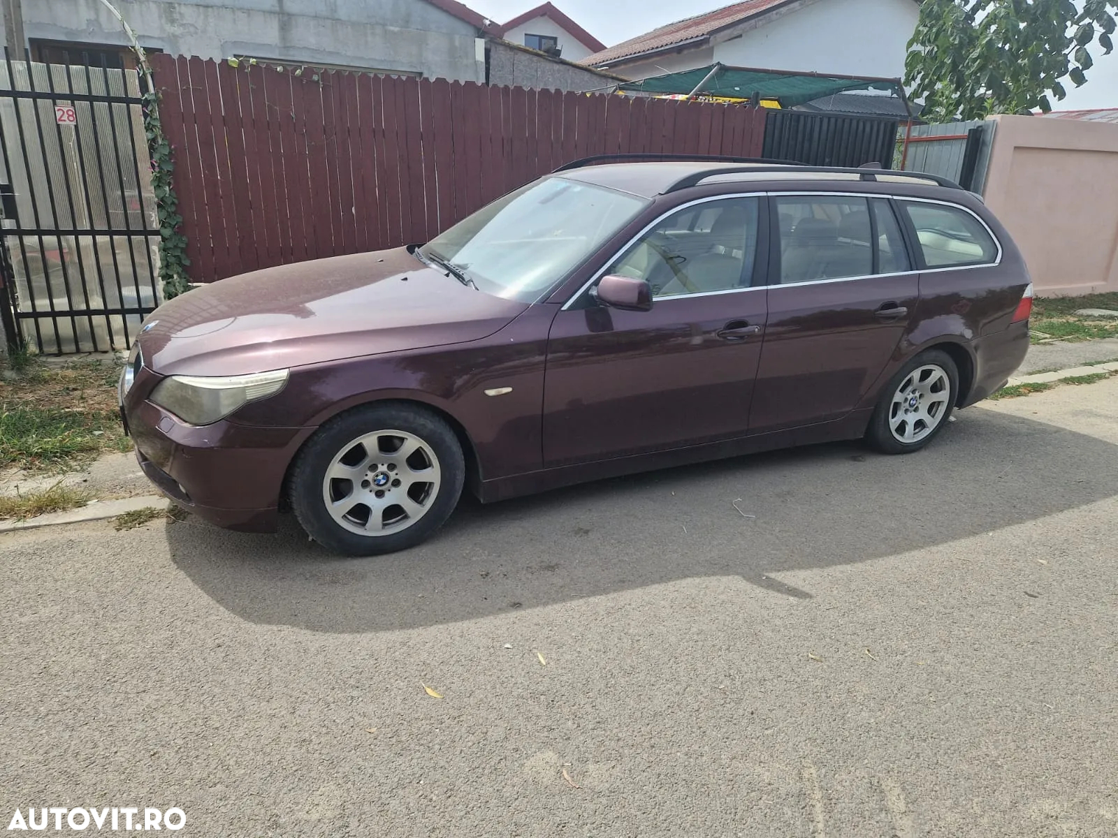 BMW Seria 5 520d Touring Aut. Edition Fleet - 2