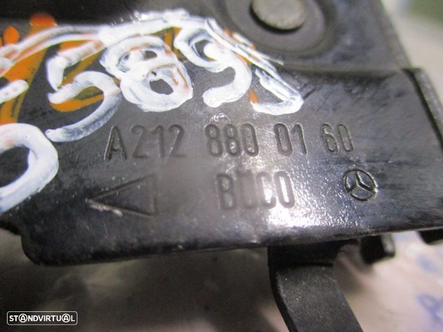 Fecho A2128800160 MERCEDES  W212 2010 E220 CDI 170CV 4P PRETO CAPO MANUAL - 3