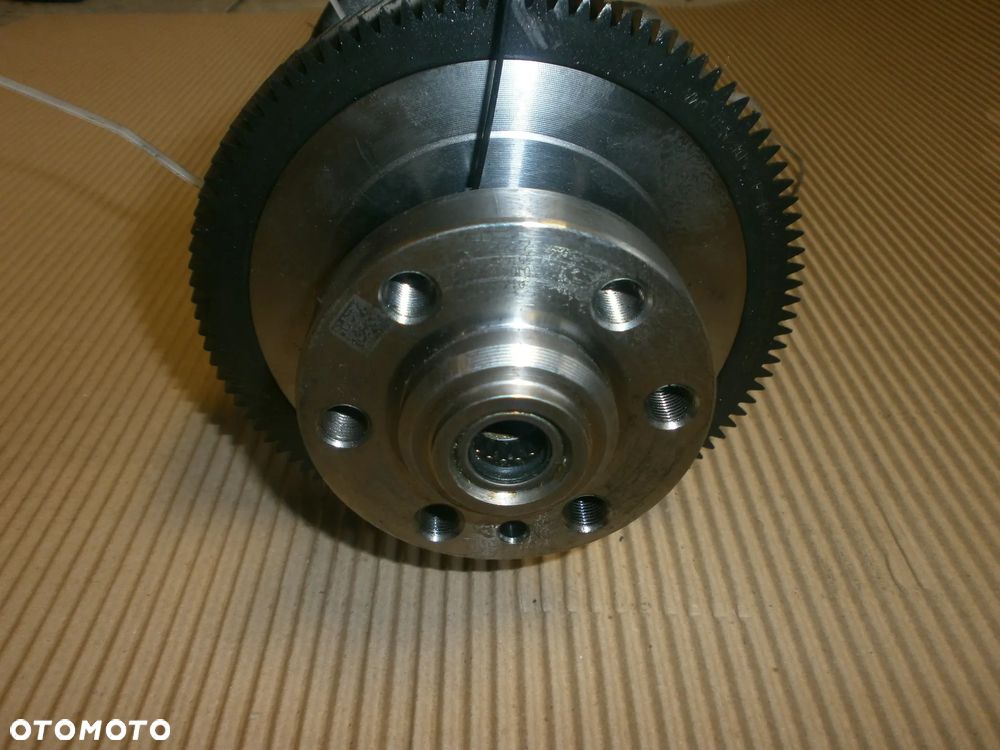 WAŁ KORBOWY PANEWKI  2.0TDI STD 04L CUN CUP CRL CKF CUV CRB DFG ORYGINAŁ - 2