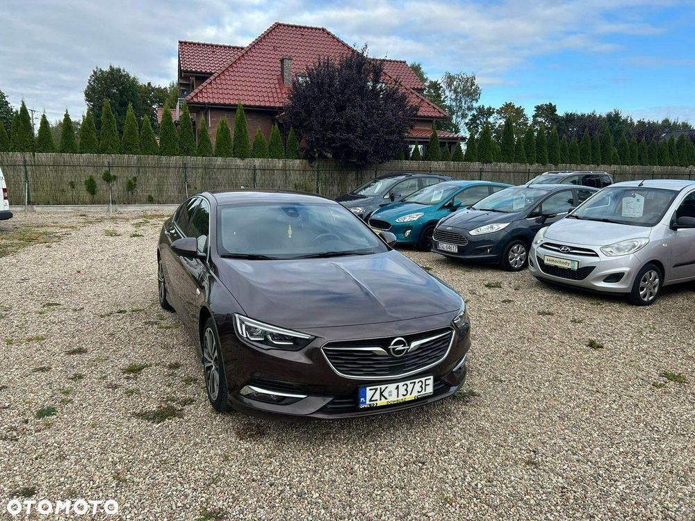 Opel Insignia - 1