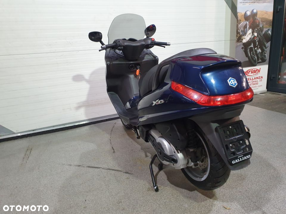 Piaggio X8 - 21