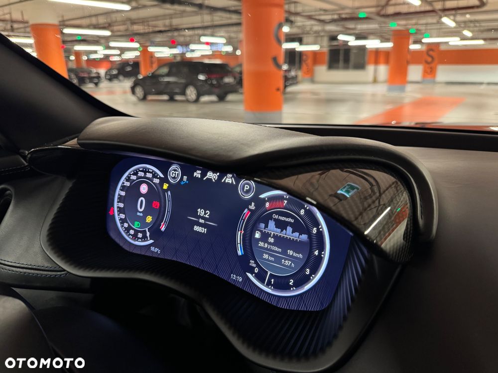 Aston Martin DBX707 - 27