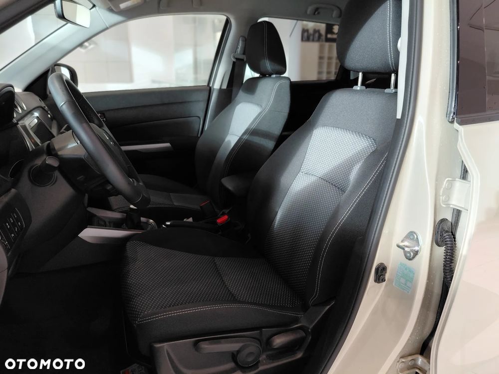 Suzuki Vitara 1.4 Boosterjet Premium 4WD - 11