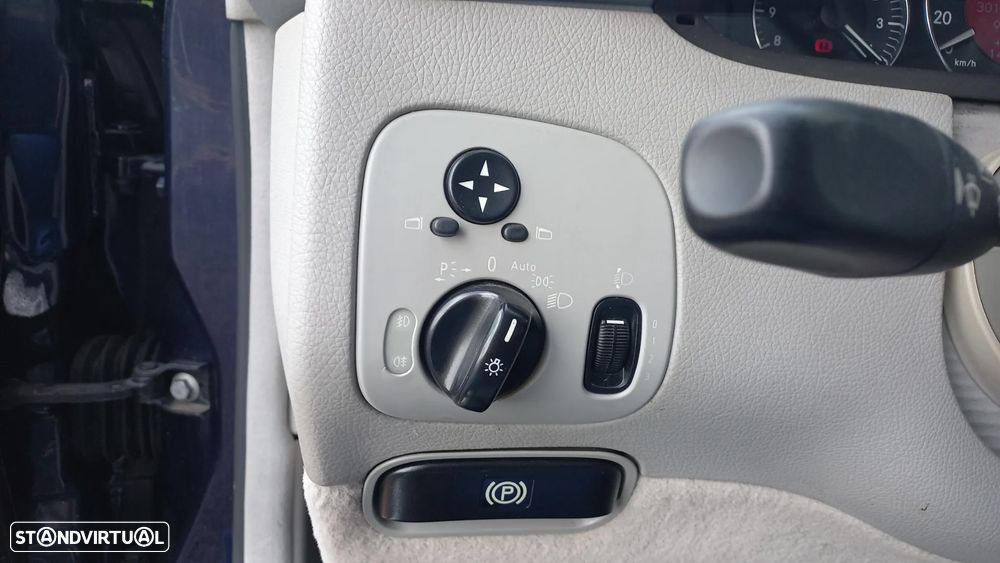 Mercedes-Benz CLK 200 K Avantgarde Aut. - 13