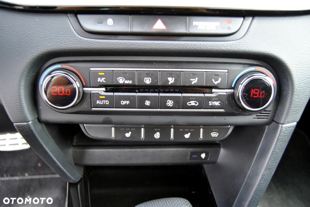 Kia XCeed 1.5 T-GDI GT-Line DCT - 38