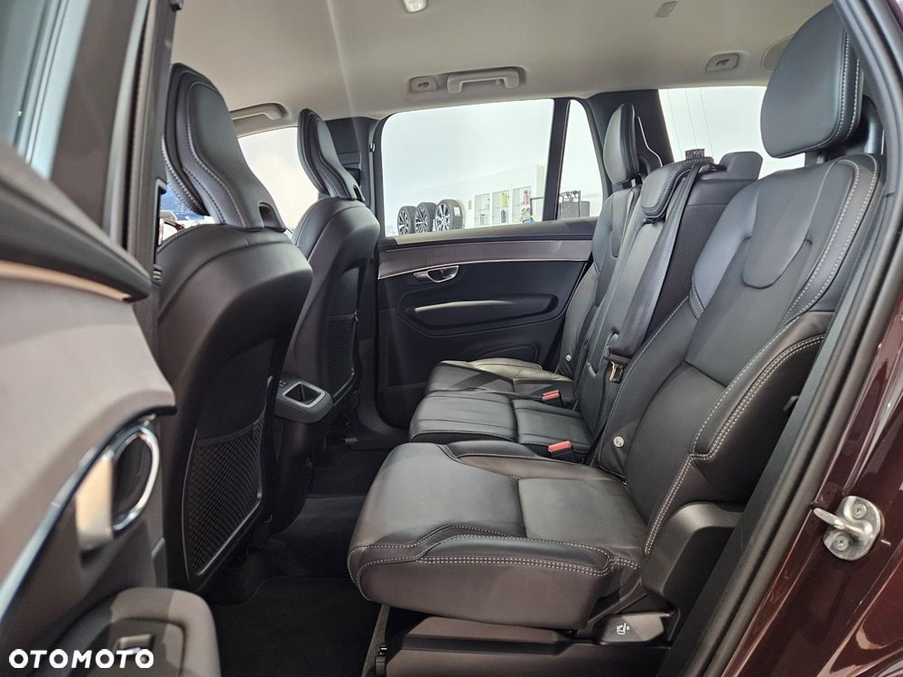 Volvo XC 90 - 16