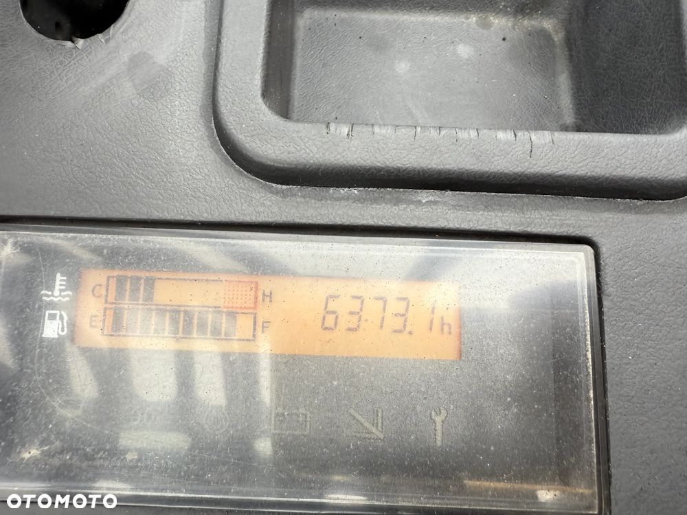 Toyota 02-8FDF25 - 24