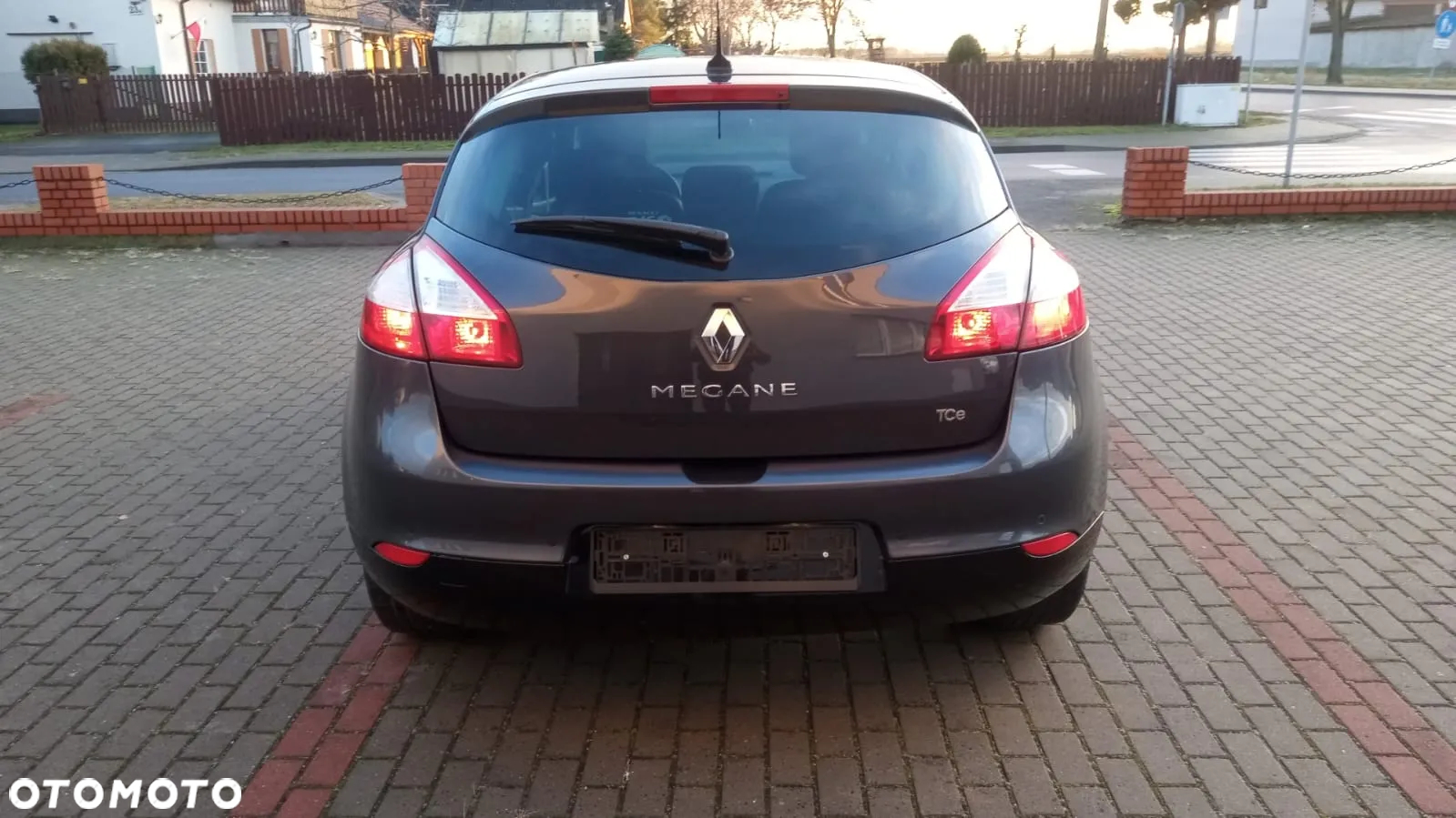 Renault Megane ENERGY TCe 130 Start & Stop Bose Edition - 5