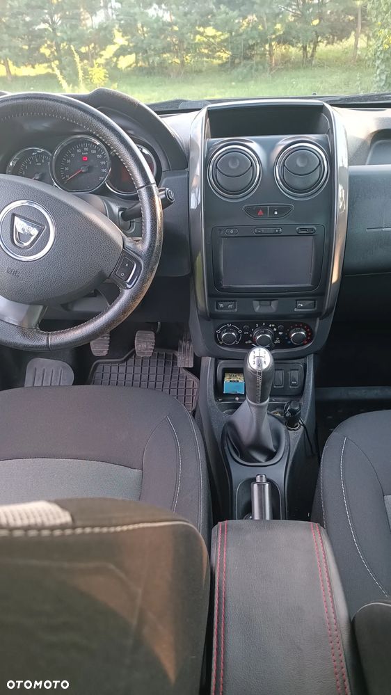Dacia Duster 1.6 SCe Urban Explorer S&S - 7