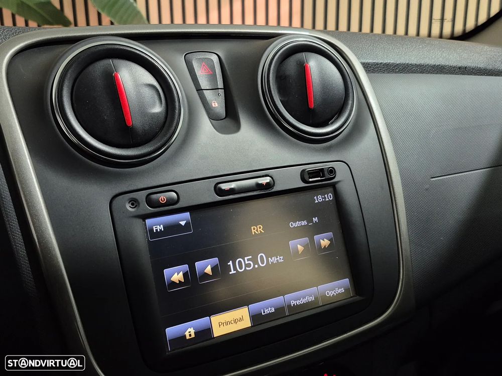 Dacia Sandero 0.9 TCe Stepway - 17