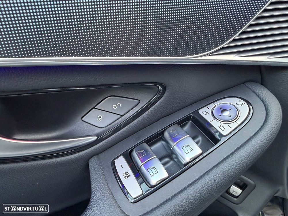 Mercedes-Benz EQC 400 4Matic - 32