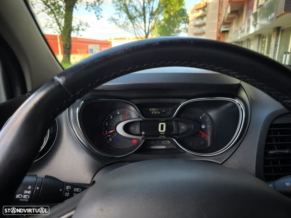 Renault Captur 1.5 dCi Exclusive - 17