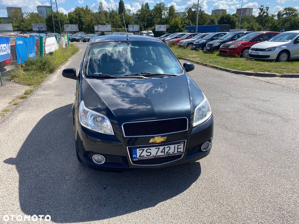 Chevrolet Aveo 1.2 - 8