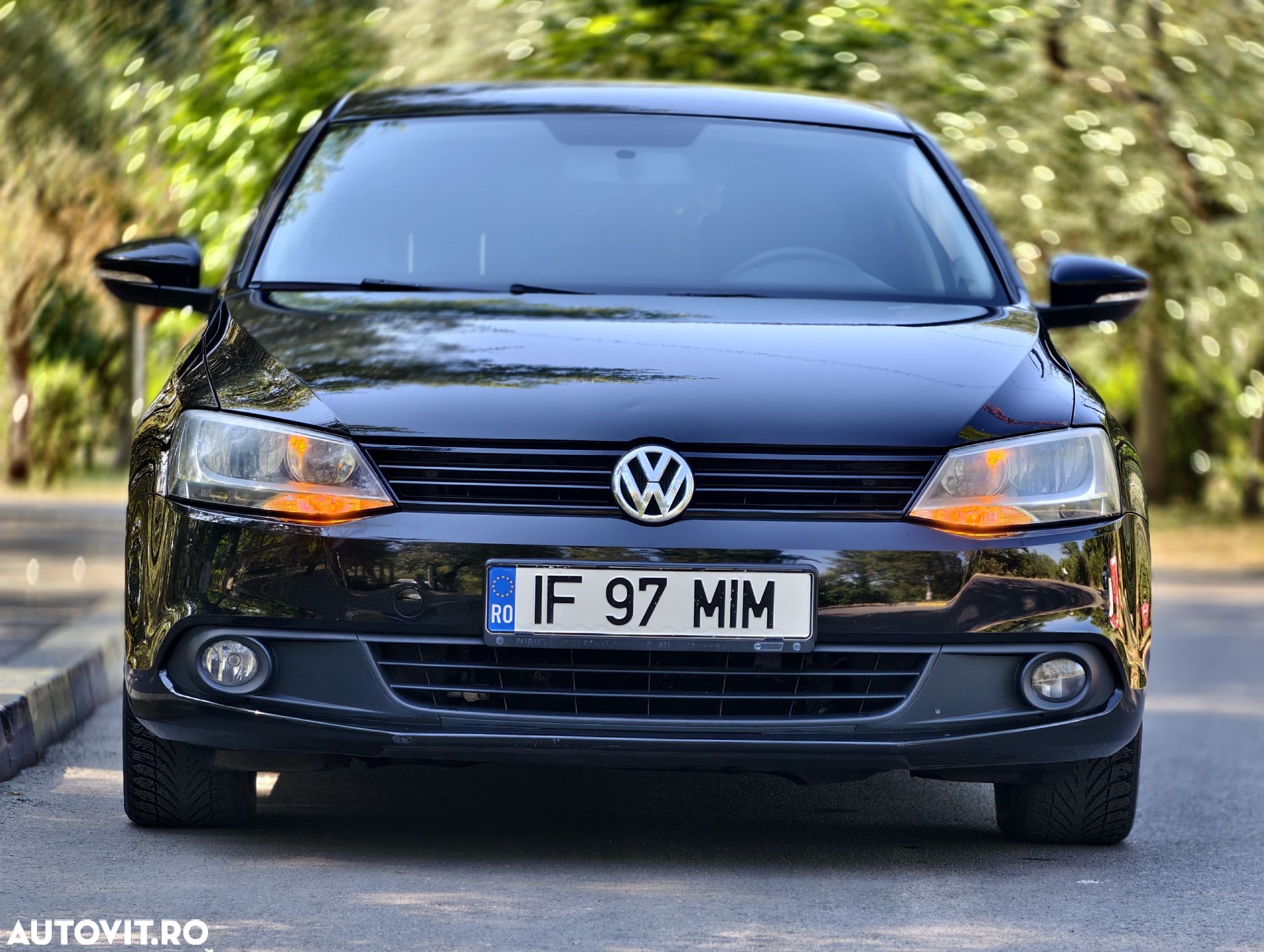 Volkswagen Jetta 1.2 TSI Comfortline - 1