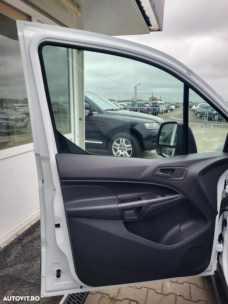 Ford Transit Connect - 14