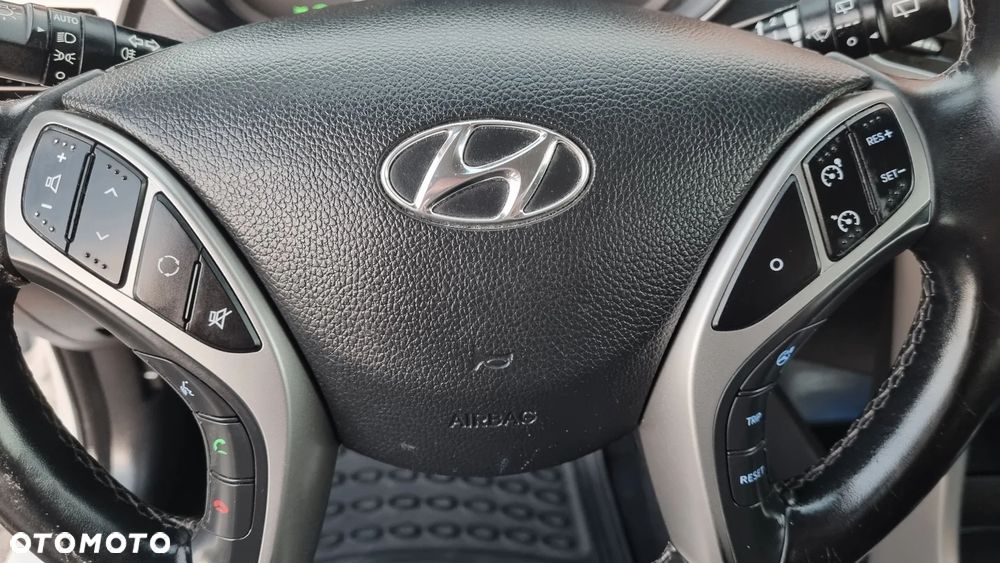Hyundai i30 blue 1.6 GDI Style - 18