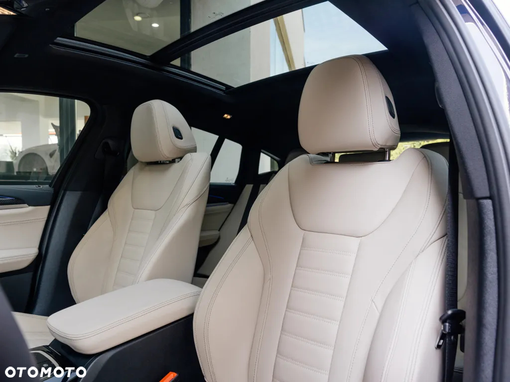 BMW X4 - 12