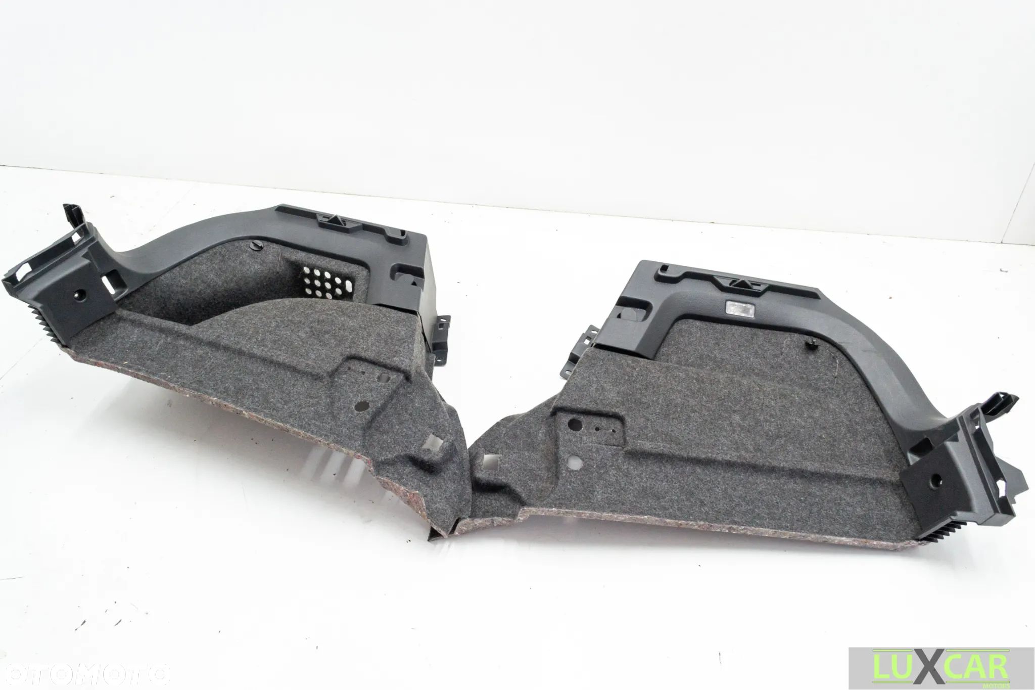 VW POLO 6R GTI BOCZEK TAPICERKA BAGAŻNIKA 6R6867761E 6R6867762H GORLICE - 1