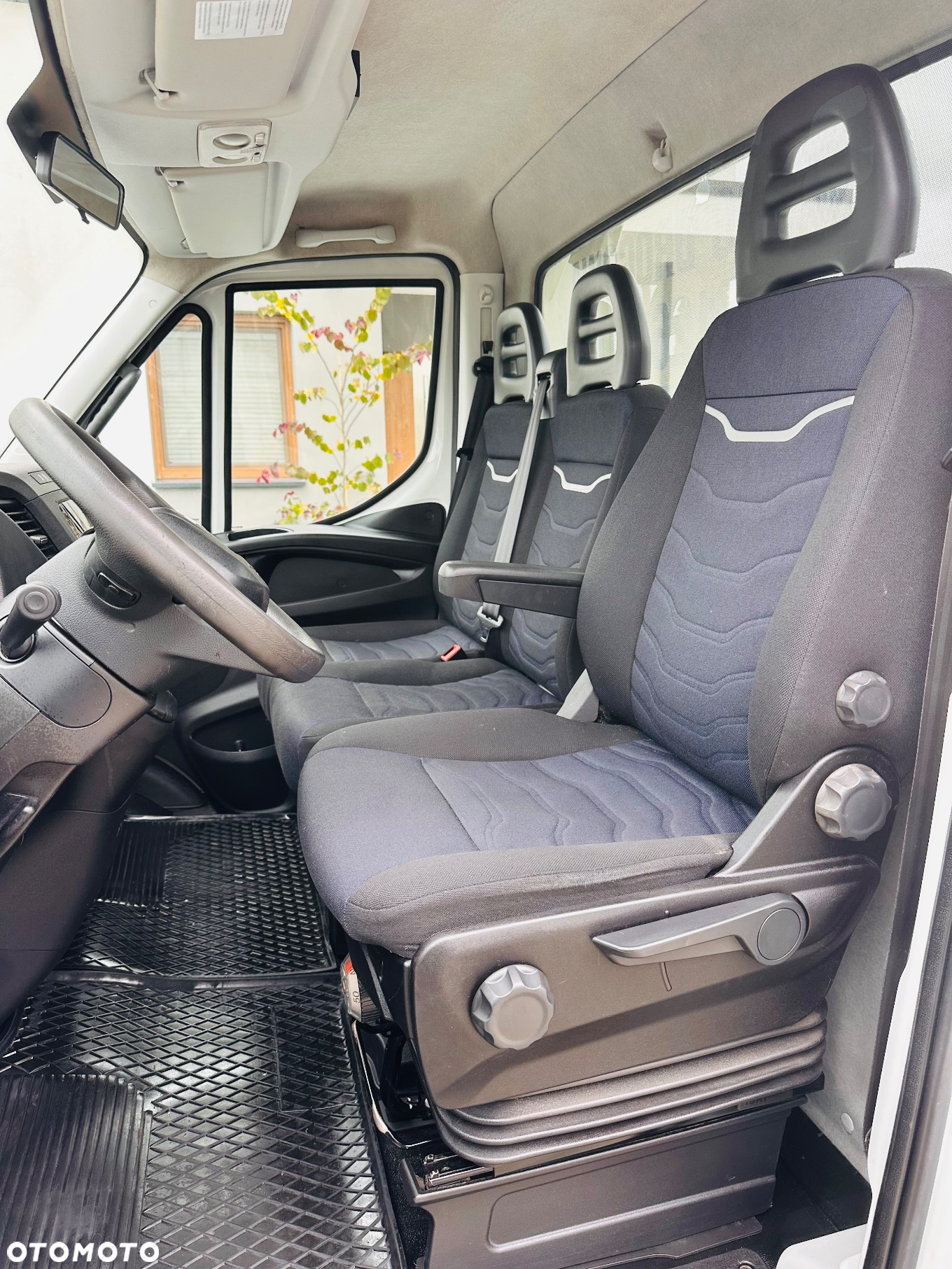 Iveco DAILY - 11