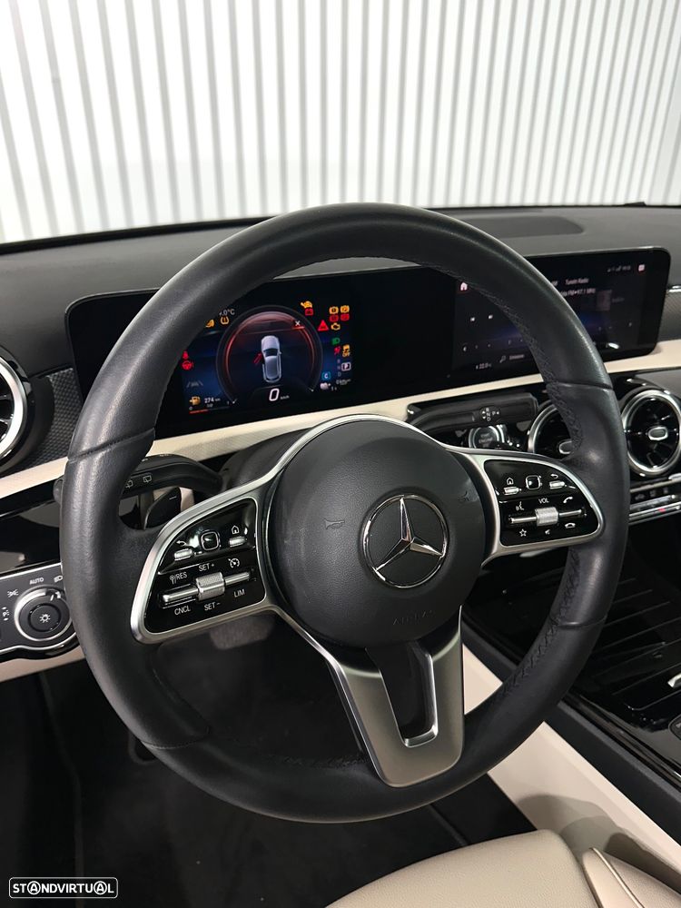 Mercedes-Benz A 250 e Progressive - 12