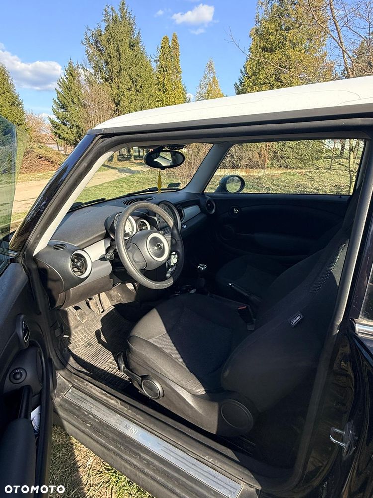 MINI ONE Standard - 8