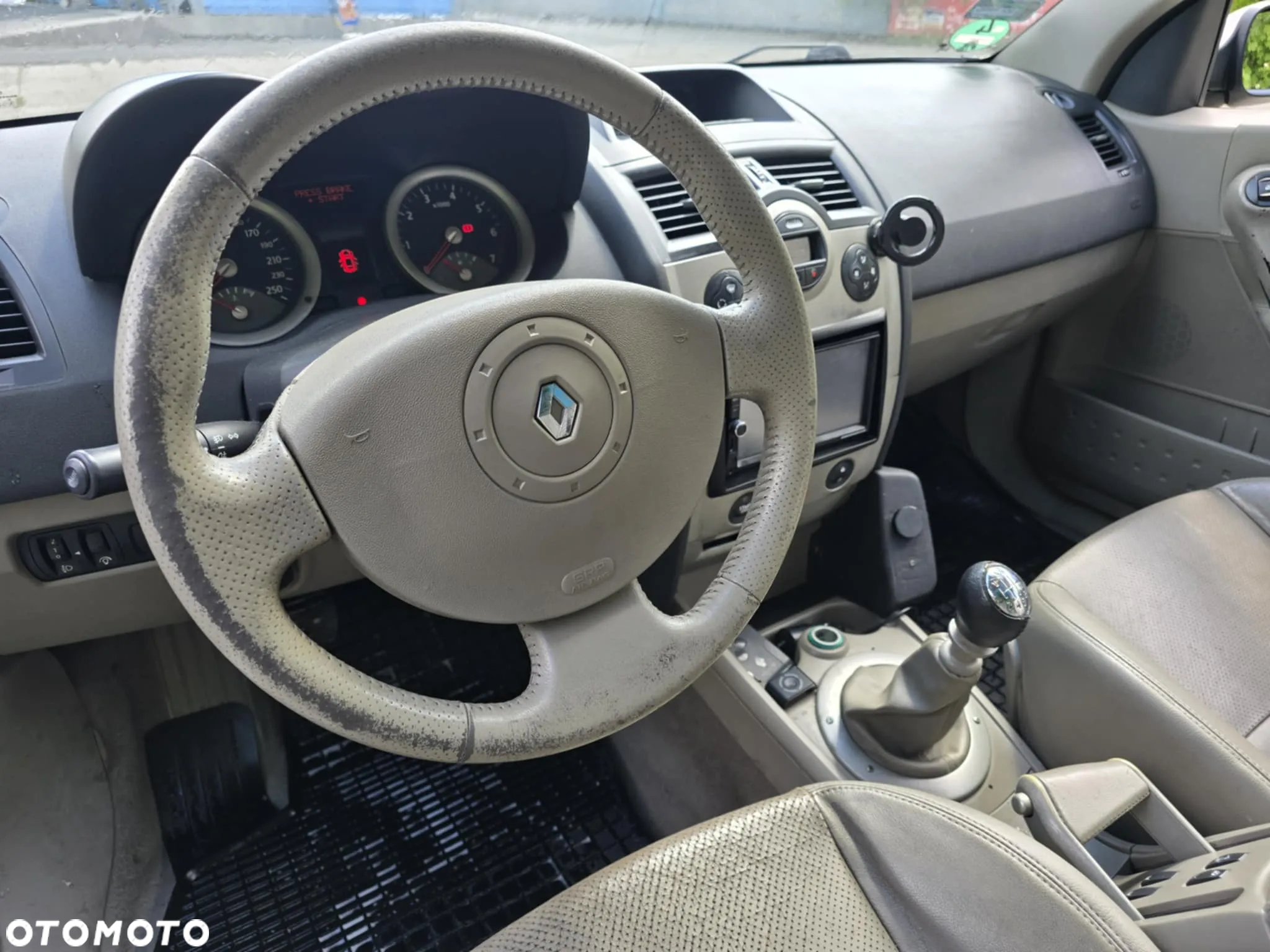 Renault Megane - 8