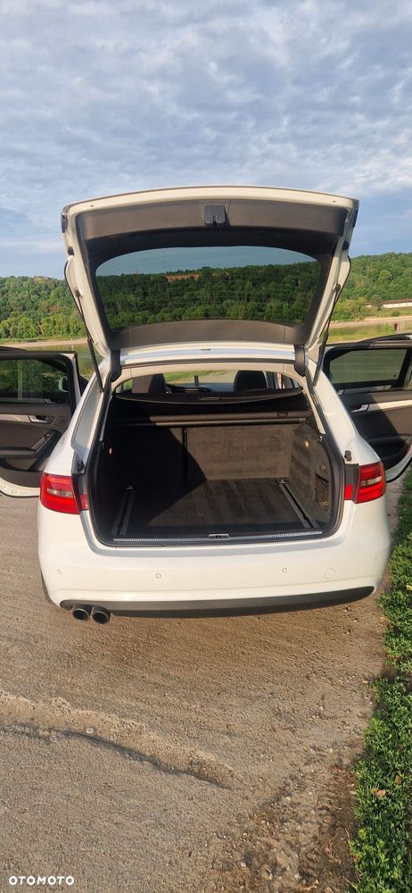 Audi A4 Avant 2.0 TDI Quattro S tronic - 4