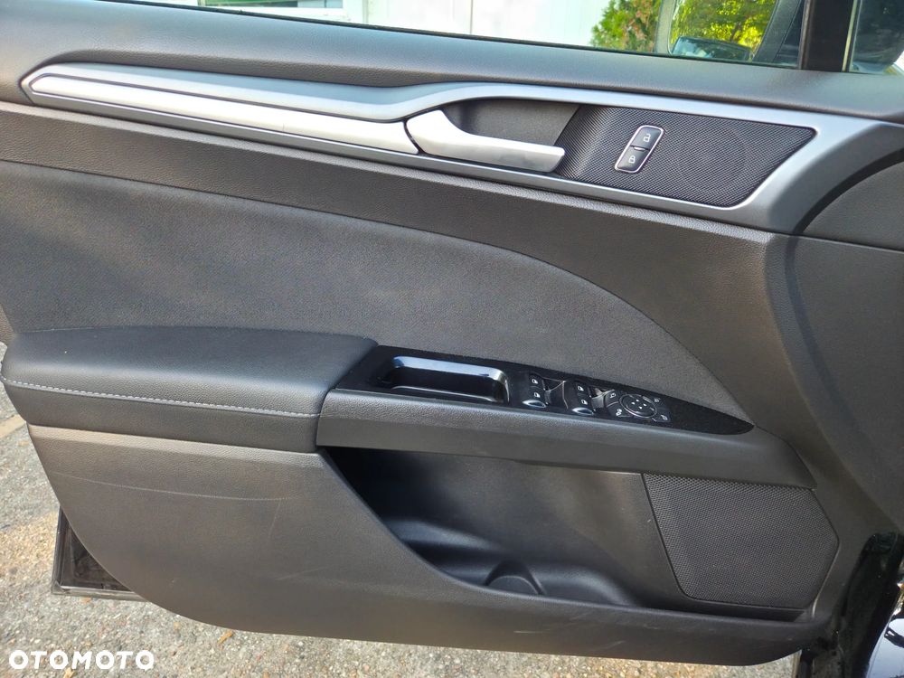 Ford Mondeo - 9