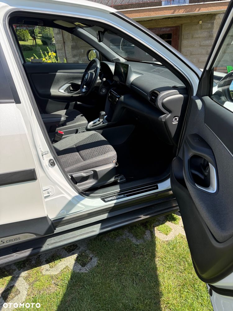 Toyota Yaris Cross - 8