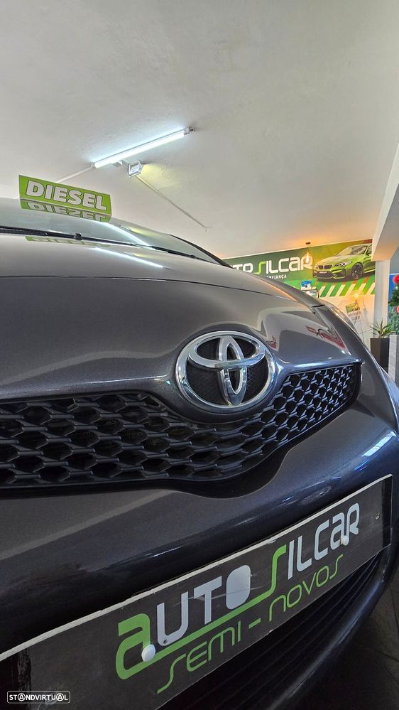 Toyota Yaris 1.4 D-4D AC Manual - 4