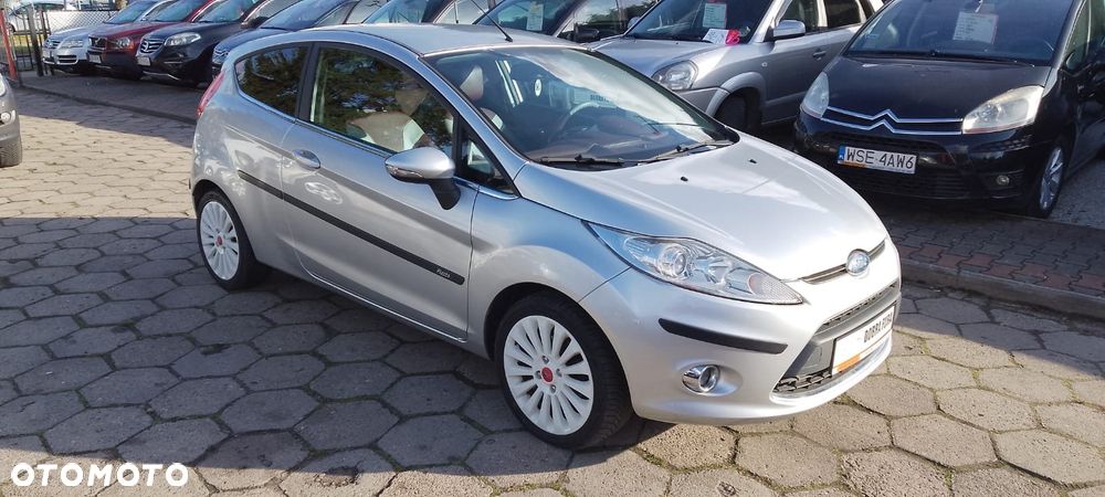 Ford Fiesta 1.4 Trend - 9