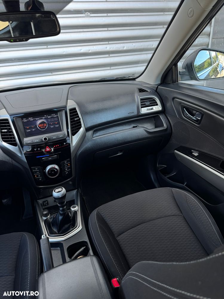 SsangYong Tivoli - 15