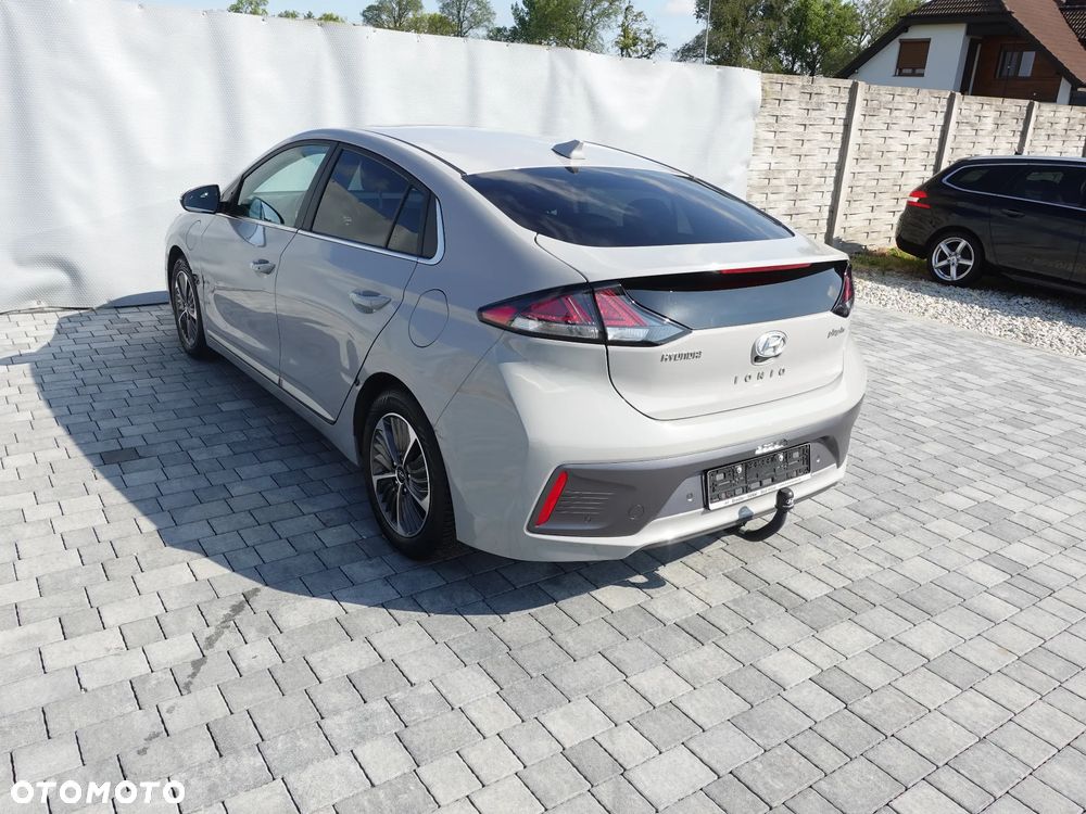 Hyundai IONIQ plug-in hybrid Premium - 4