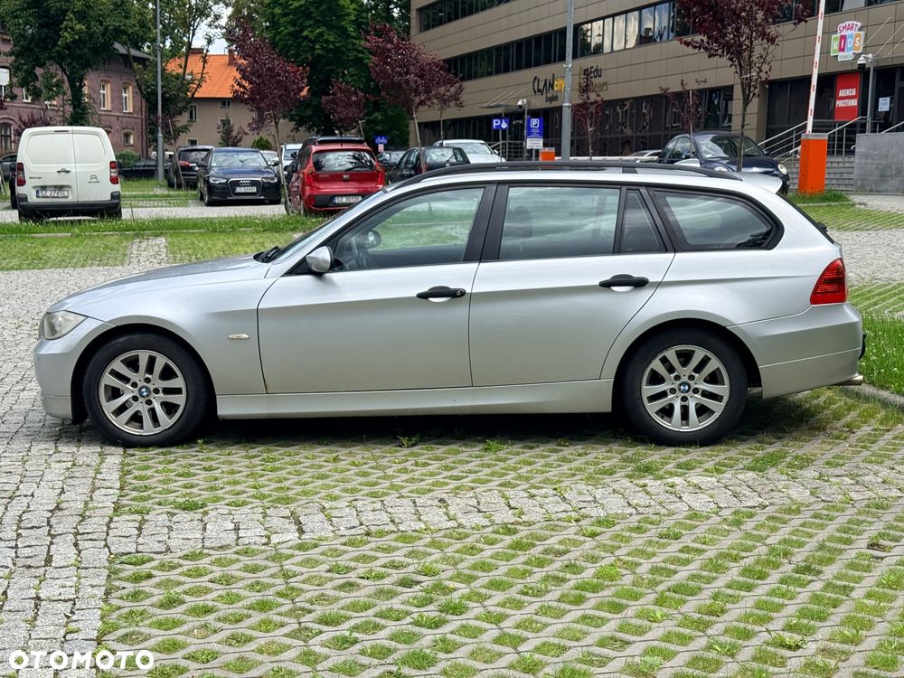 BMW Seria 3 320d - 5