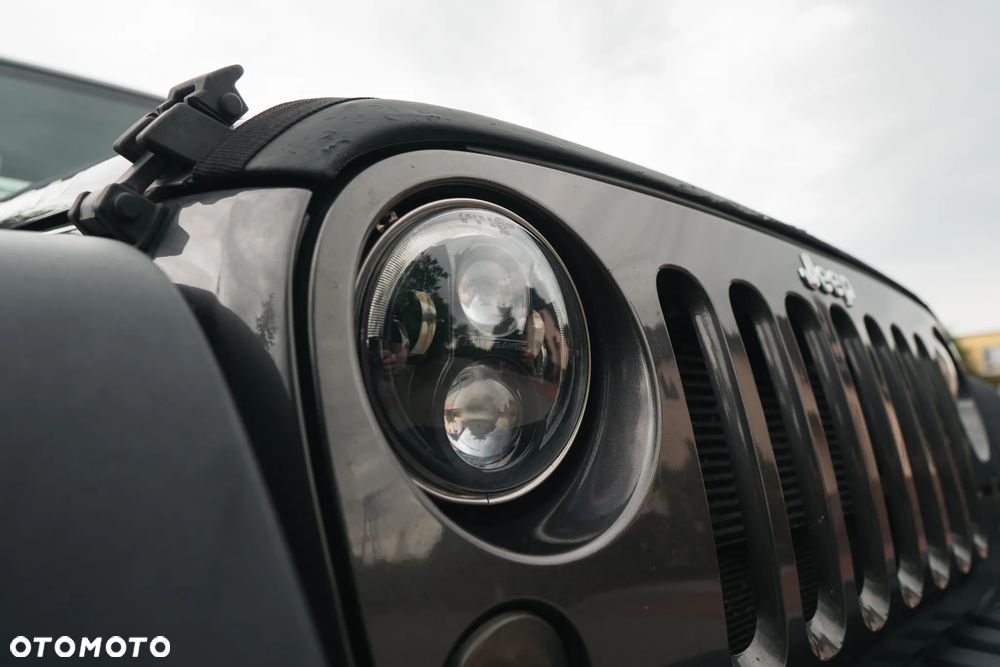 Jeep Wrangler 3.6 Unlim Rubicon - 16
