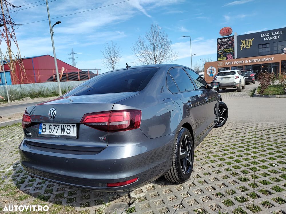 Volkswagen Jetta 1.2 TSI Comfortline - 5