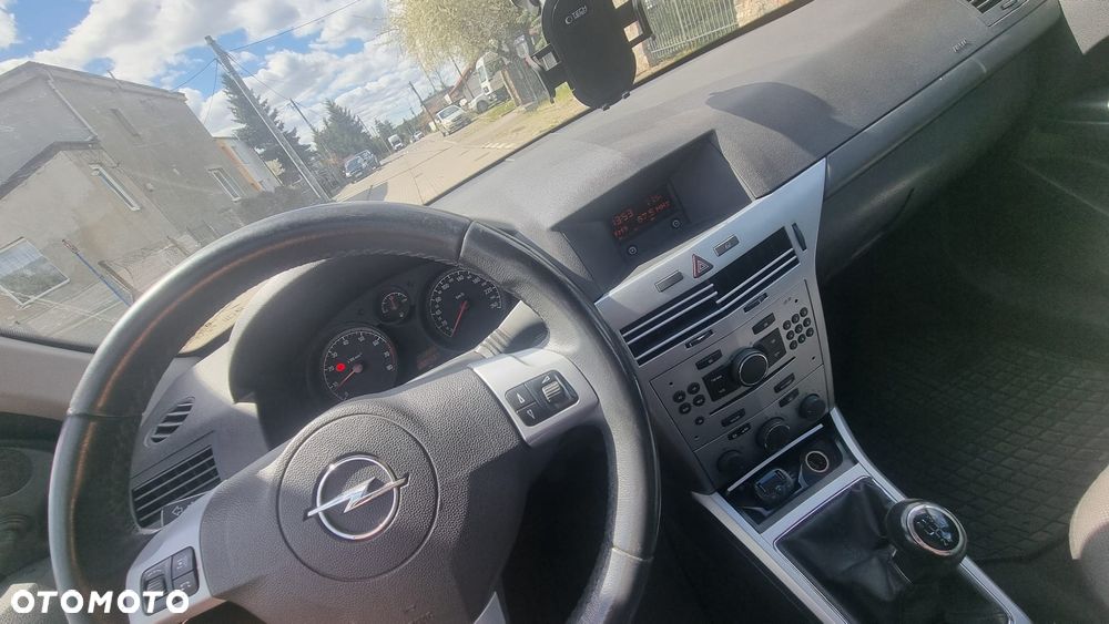 Opel Astra 1.4 - 7