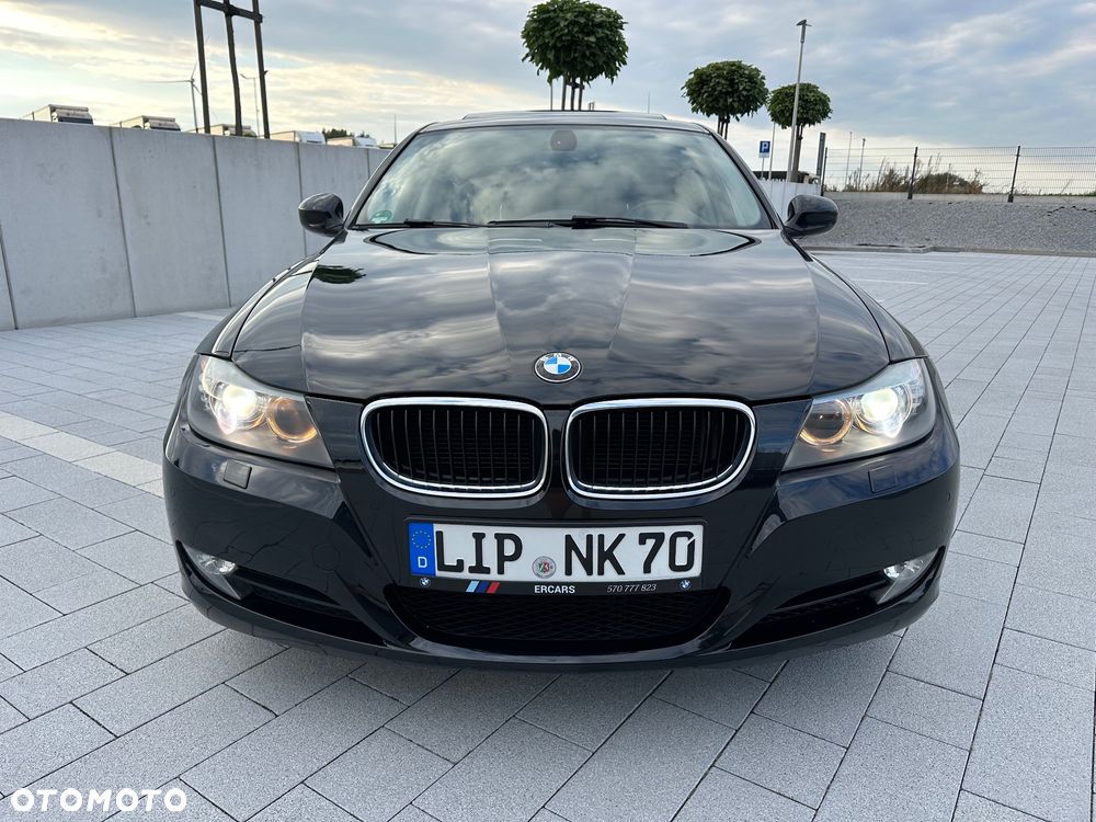 BMW Seria 3 318d DPF Edition Sport - 14