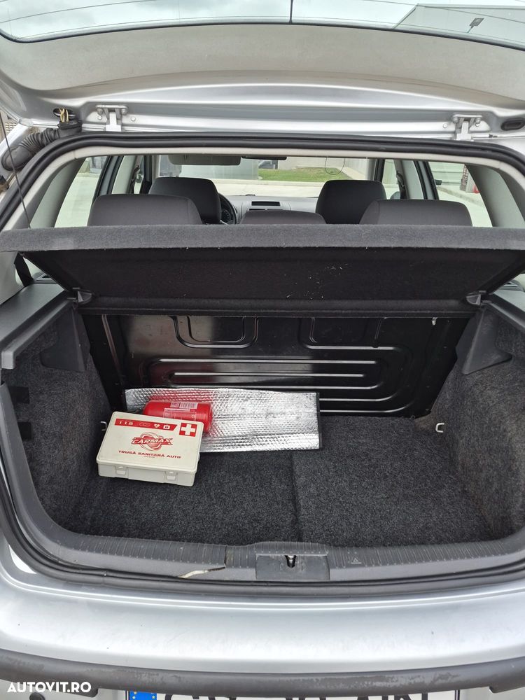 Volkswagen Polo 1.4 TDI Trendline - 6