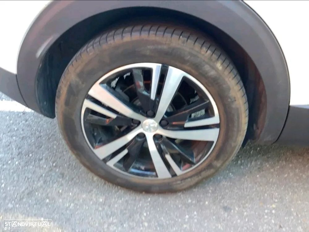 Peugeot 3008 - 15