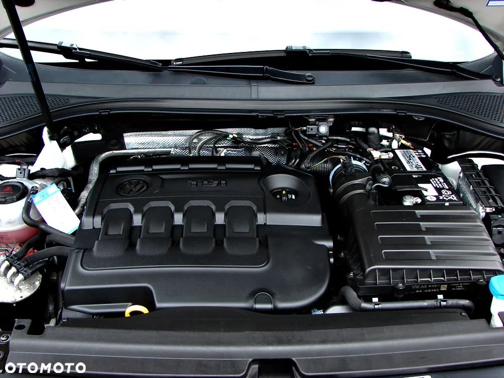 Volkswagen Tiguan 2.0 TDI SCR R-Line - 11