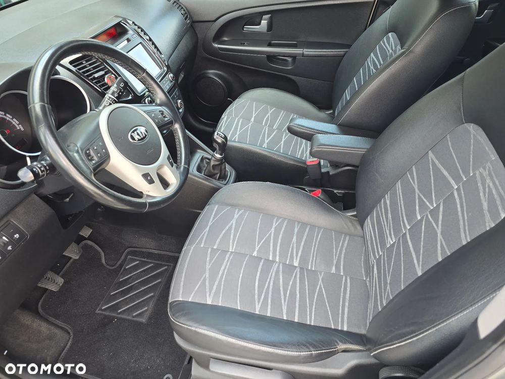 Kia Venga 1.4 CVVT Business Line - 6